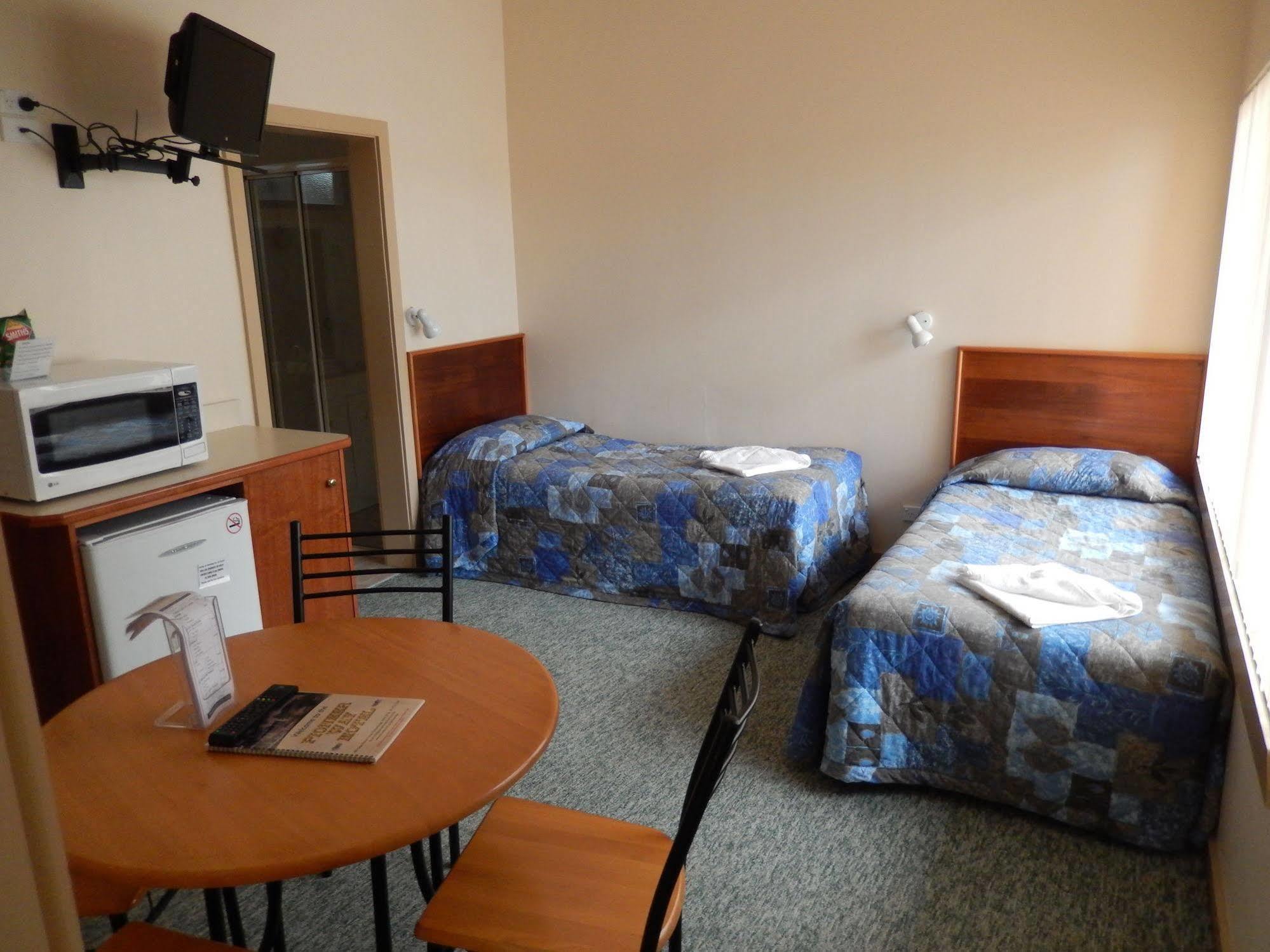 The Pioneer Way Motel Springwood Exterior photo