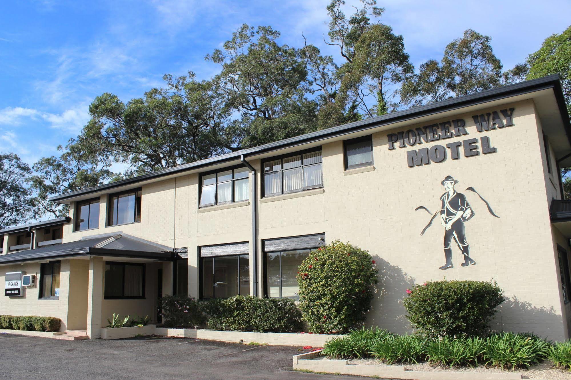 The Pioneer Way Motel Springwood Exterior photo